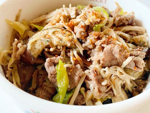 【赤ワインに合う】牛肉となすのすき焼き風*･ﾟ✽.